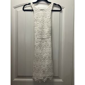 Hollister Women’s Sleeveless Slinky Scalloped Crochet Lace‎ Dress Size XS Cream